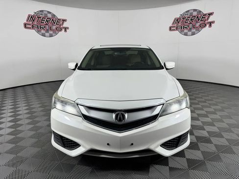 Used 2017 Acura ILX FWD image 2