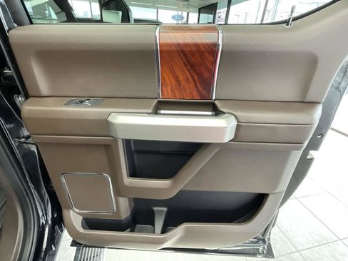 Used 2022 Ford F250 King Ranch w/ King Ranch Ultimate Package image 18