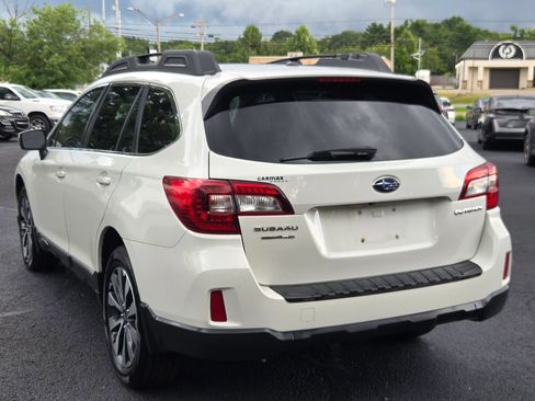 Used 2015 Subaru Outback 2.5i Limited AWD/4WD image 7