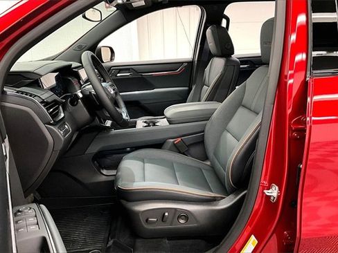 Used 2025 GMC Acadia AT4 w/ LPO, Floor Liner Package image 21