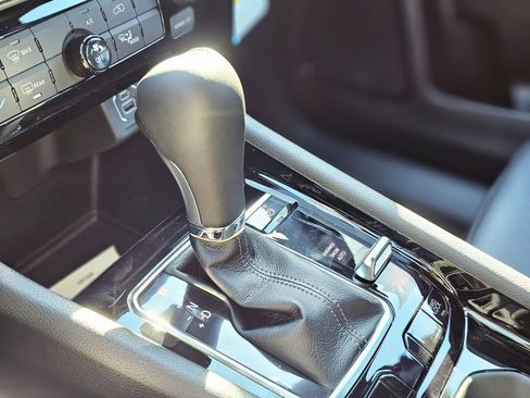 New 2026 Jeep Compass Latitude image 14