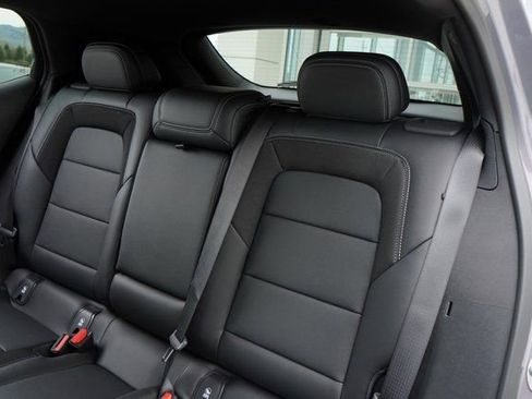 New 2025 Chevrolet Equinox EV LT image 22