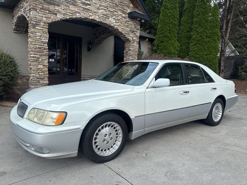 Used 1999 INFINITI Q45 image 2