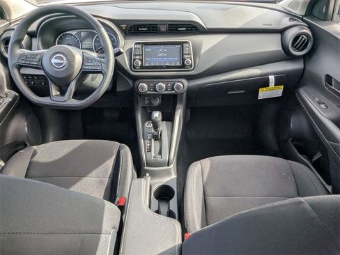New 2025 Nissan Kicks Play S image 18