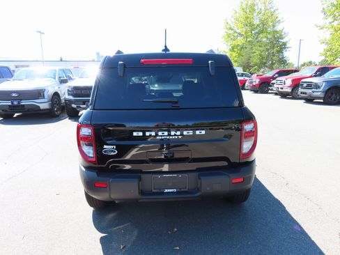 New 2025 Ford Bronco Sport Outer Banks image 5