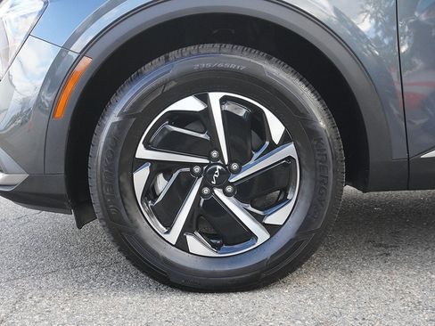 Used 2023 Kia Sportage LX image 19