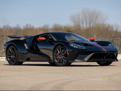 Used 2019 Ford GT RWD image 1