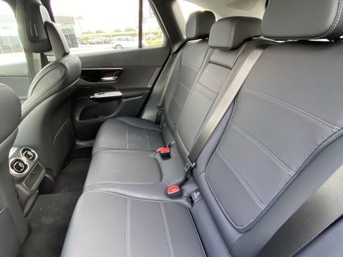 Certified 2025 Mercedes-Benz GLC 350e 4MATIC image 10