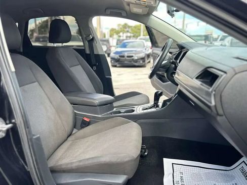 Used 2021 Volkswagen Jetta SE FWD image 24