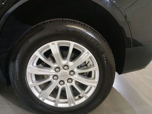 Used 2019 Cadillac XT5 AWD image 17