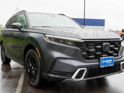 Used 2023 Honda CR-V Sport Touring image 4