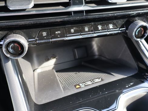 New 2026 Chevrolet Traverse LT w/ Midnight/Sport Edition image 23