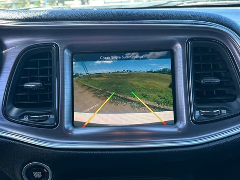 Used 2018 Dodge Challenger R/T RWD image 18