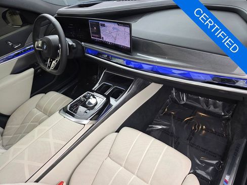 Certified 2024 BMW 760i xDrive w/ Executive Package AWD/4WD image 30