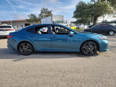 Used 2025 Toyota Camry XSE image 4