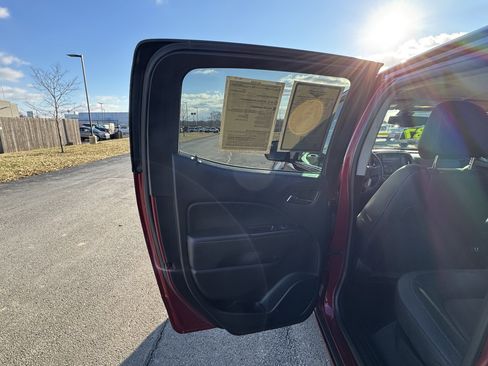 Used 2019 GMC Canyon All Terrain w/ Trailering Package image 38