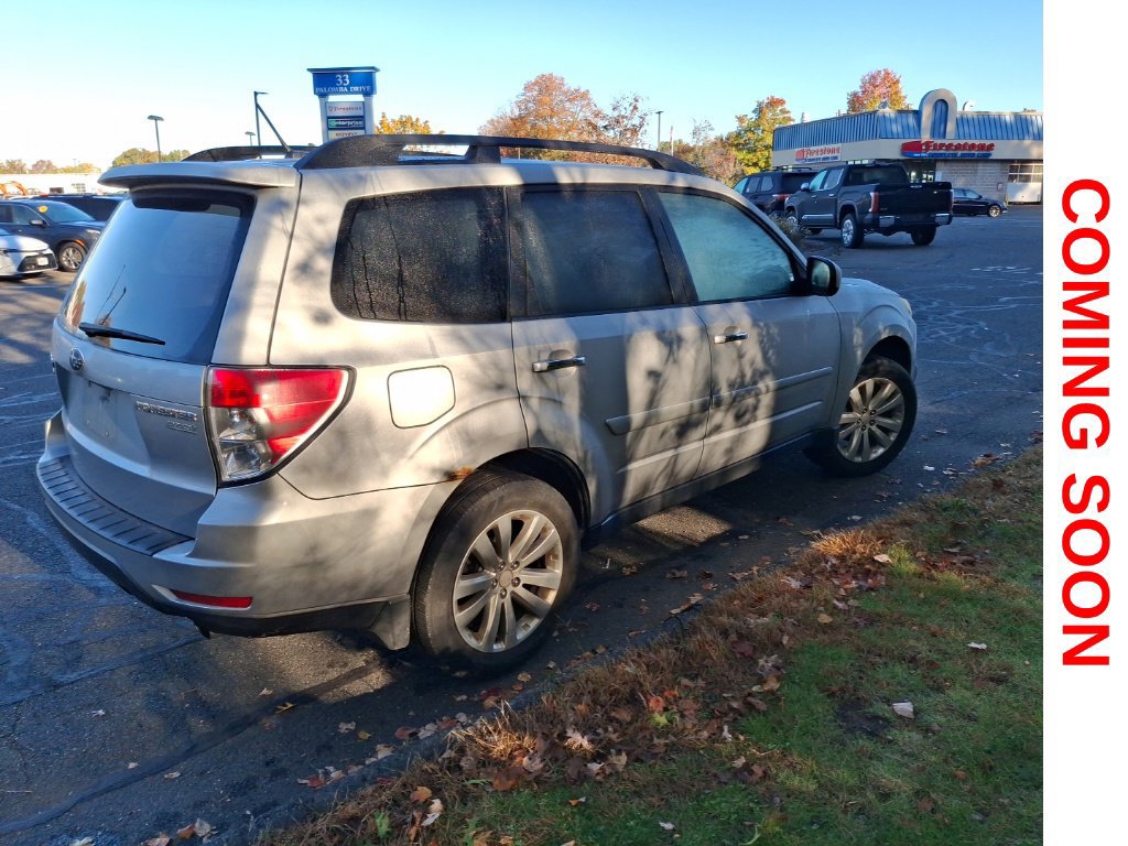 Used 2011 Subaru Forester 2.5X Limited AWD/4WD image 5