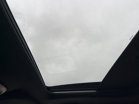 Used 2024 Dodge Durango GT image 28