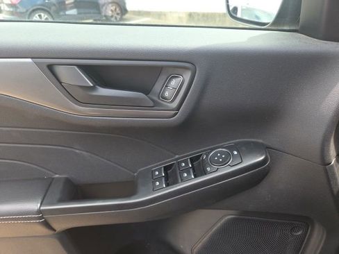Used 2025 Ford Escape Active w/ Tech Pack #1 FWD image 11