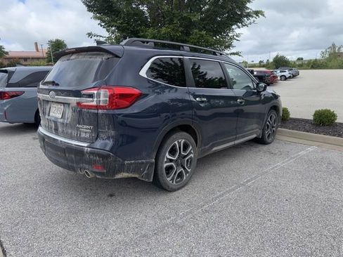 Used 2024 Subaru Ascent Touring w/ Popular Package #2 AWD/4WD image 3
