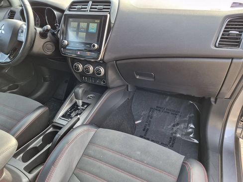 Used 2025 Mitsubishi Outlander Sport SE AWD/4WD image 27