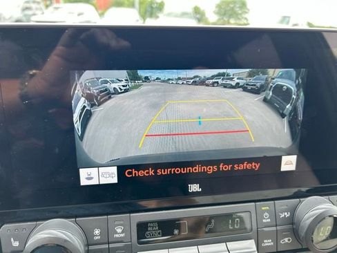 Used 2024 Toyota Grand Highlander AWD Hybrid image 19