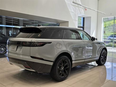 New 2026 Land Rover Range Rover Velar Dynamic SE image 6