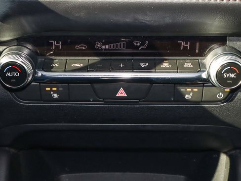 Used 2025 MAZDA MAZDA3 s image 22