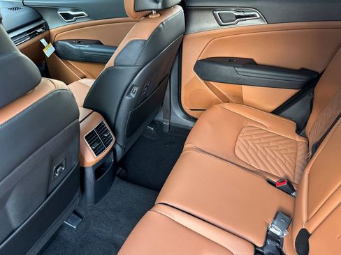 New 2026 Kia Sportage X-Line w/ X-Line Technology Package AWD/4WD image 12