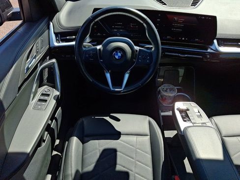 Used 2025 BMW X1 xDrive28i AWD/4WD image 11