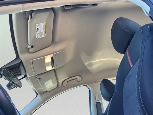 Used 2025 Nissan Sentra SR image 31