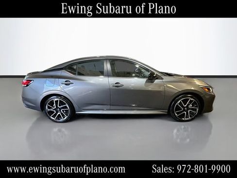 Used 2025 Nissan Sentra SR FWD image 8