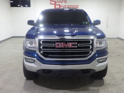 Used 2017 GMC Sierra 1500 SLE w/ SLE Preferred Package image 6