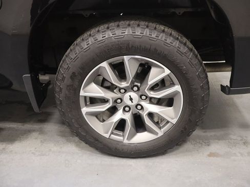 Used 2022 Chevrolet Silverado 1500 RST w/ Z71 Off-Road Package AWD/4WD image 25