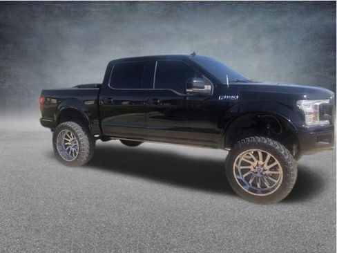 Used 2018 Ford F150 Lariat w/ Equipment Group 502A Luxury AWD/4WD image 6