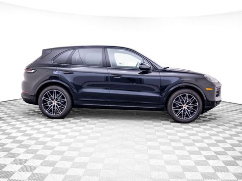 New 2026 Porsche Cayenne AWD/4WD image 7