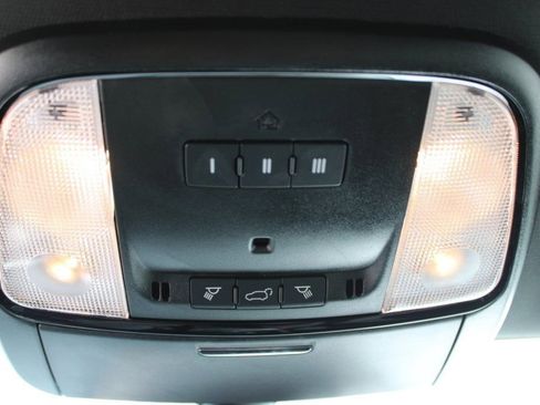 Used 2024 Dodge Durango R/T w/ Blacktop Package image 22