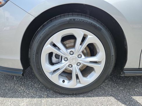 Used 2025 Honda Accord LX image 27