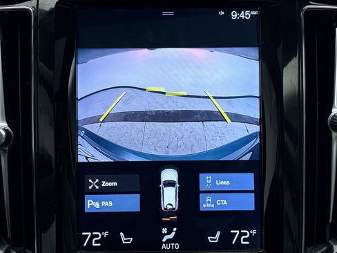 Used 2020 Volvo XC60 T5 Momentum w/ Protection Package image 16