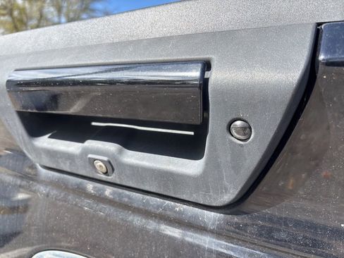 Used 2017 Ford F150 XLT w/ Equipment Group 302A Luxury image 29