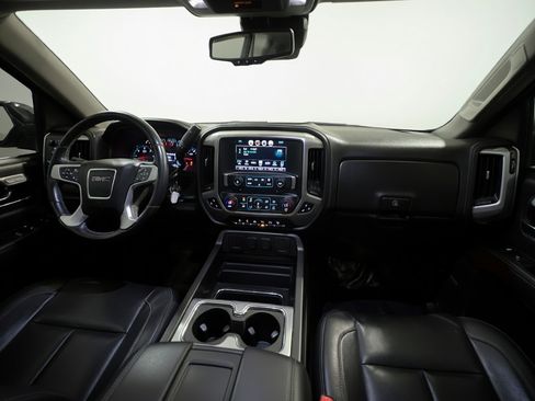 Used 2018 GMC Sierra 1500 SLT AWD/4WD image 17