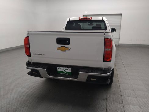 Used 2019 Chevrolet Colorado W/T w/ WT Convenience Package RWD image 7