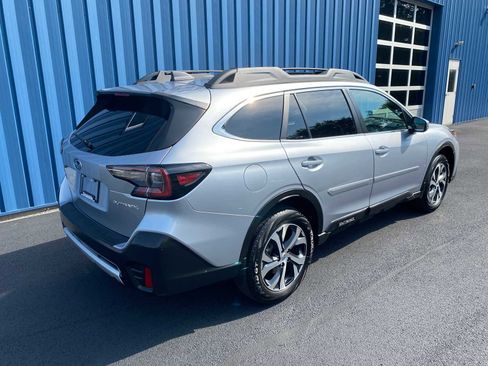 Used 2022 Subaru Outback Limited w/ Popular Package #2 image 4