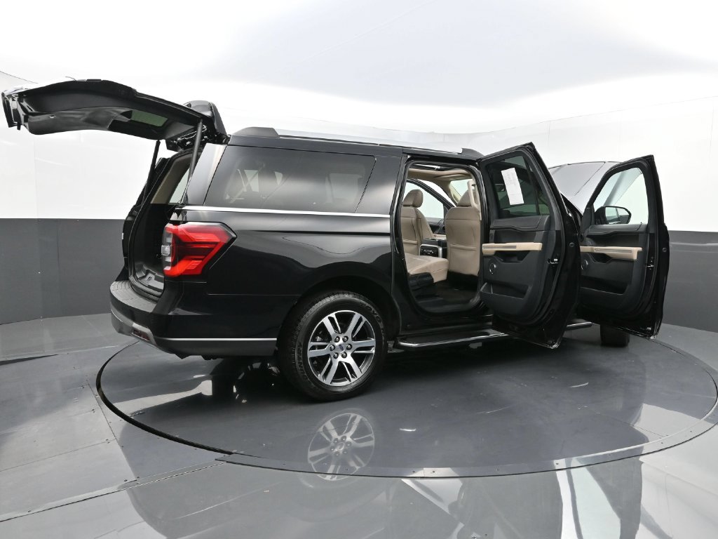Used 2023 Ford Expedition Max Limited AWD/4WD image 39