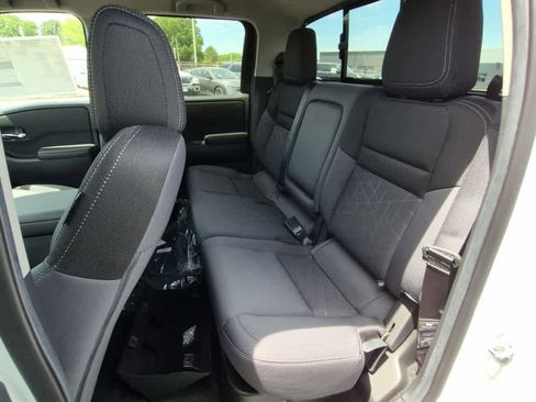 New 2026 Nissan Frontier SV AWD/4WD image 7