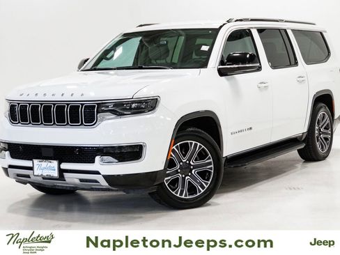 Used 2024 Jeep Wagoneer L Series II w/ Flexible Seating Group image 1