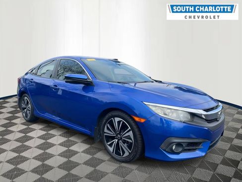 Used 2017 Honda Civic EX-T image 3