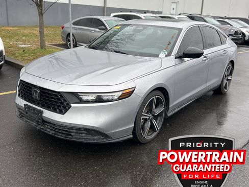Used 2023 Honda Accord Sport image 1