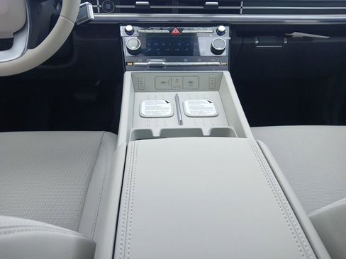 New 2026 Hyundai Santa Fe Limited FWD image 11