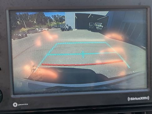 Used 2021 Toyota RAV4 LE FWD image 19